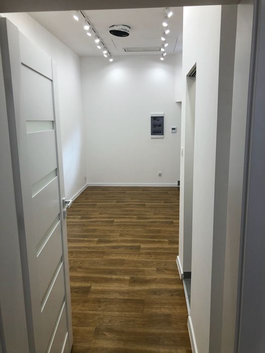 Sprzedam świeżo wyremontowany lokal 50m2 OKAZJA