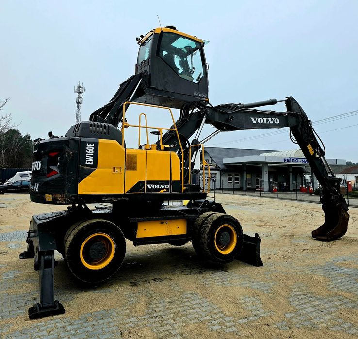 Volvo EW160E  Koparka kołowa volvo ew160e EW160d 140c 160b podnoszona kabina