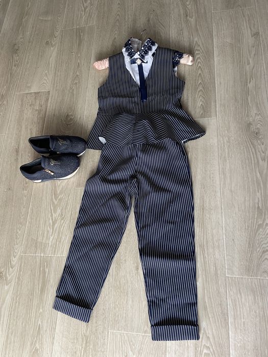 Стильный костюм  для первоклашки р36 Школьная одежда, одежда для школы