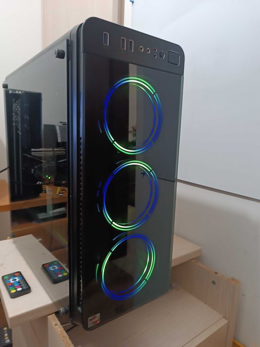 RTX 4060Ti, i5, 16 GB DDR4, ssd M2...