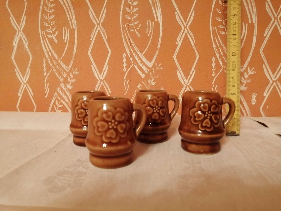 Kieliszki / kubeczki ceramiczne w kształcie baryłek- os. Jagiellońskie