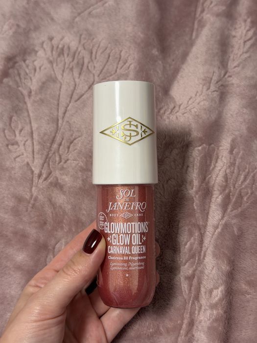 Sol de Janeiro GlowMotions Carnaval Queen