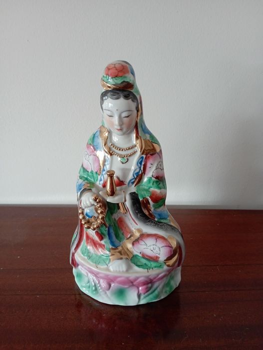 Kuan Yin Goddess Ceramic Statue