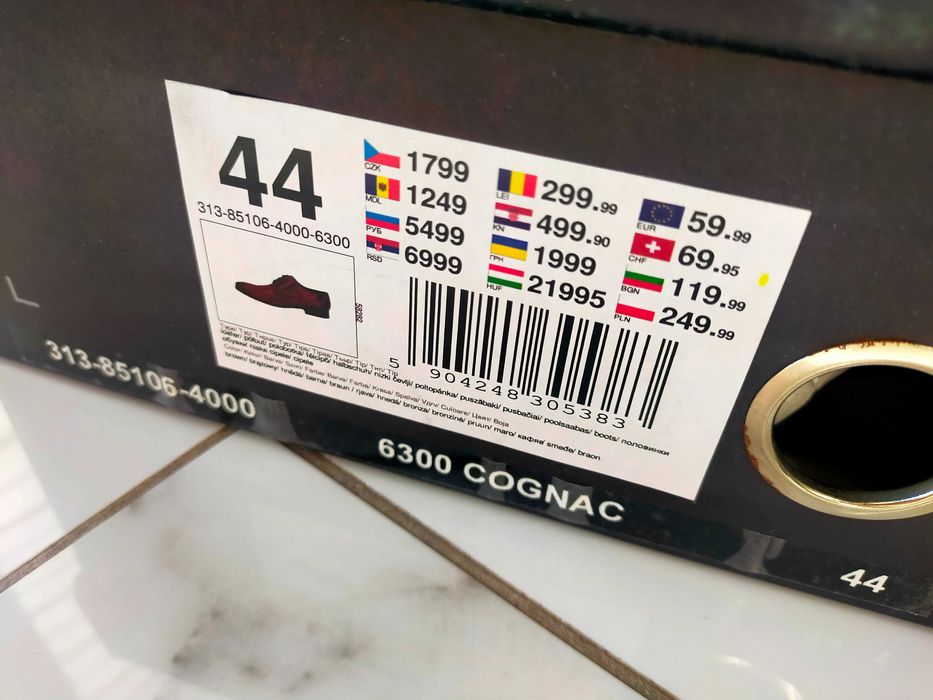 Męskie eleganckie buty 44