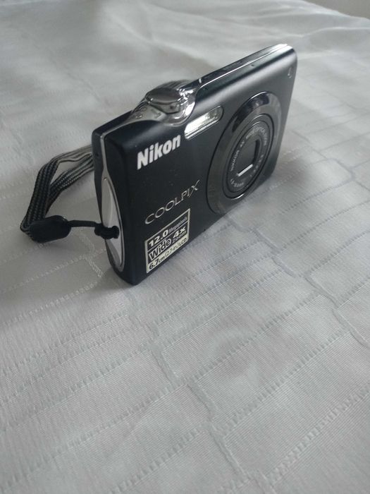 фотоапарат nikon s3000