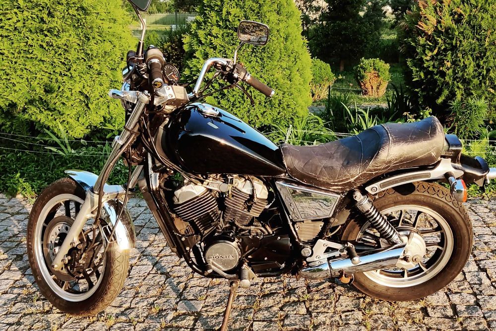 Honda Shadow VT500 VT700 -85 - NA CZĘŚCI - Koło przód
