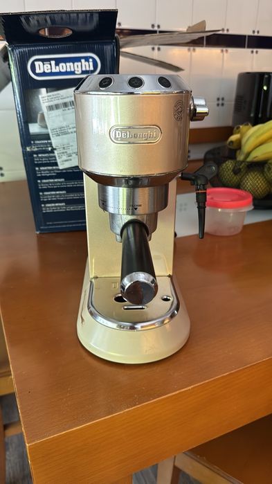Máquina café  Delonghi