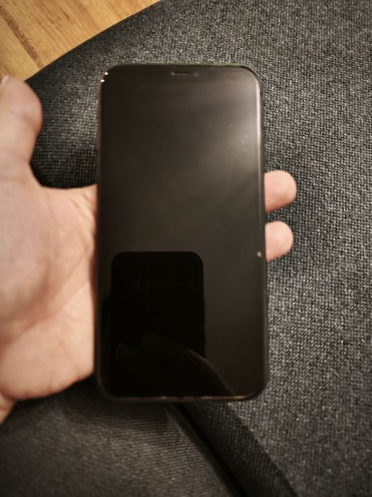 Smartfon iPhone 11
