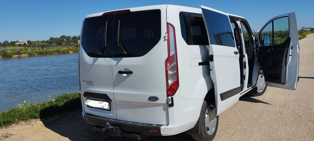 carinha 9 lugares  ford transit custom