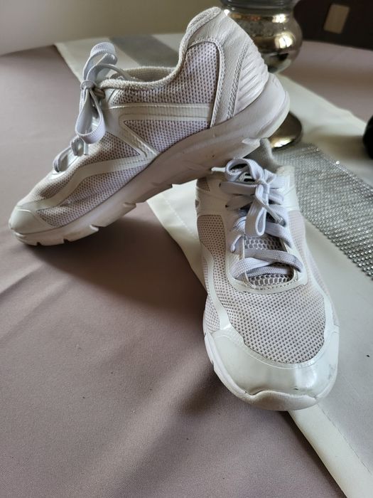 Buty sportowe Fila rozm.39,5