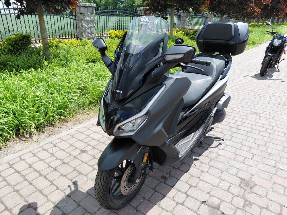 alt