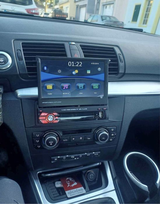 Auto-Rádio Retrátil Touch NOVO Atende Chamadas, GPS, Filmes, Bluetooth