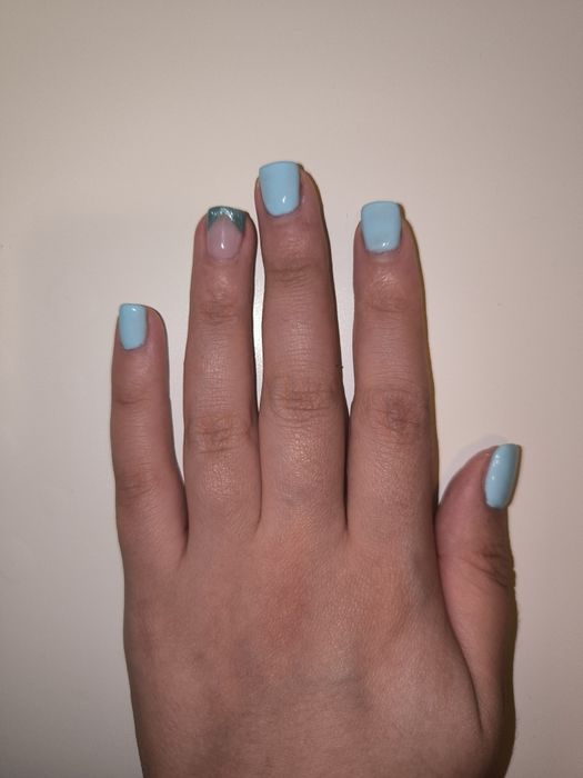 Faço unhas de gel perto da casa da música