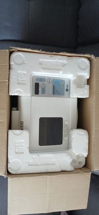 Хлібопіч хлебопечь LG