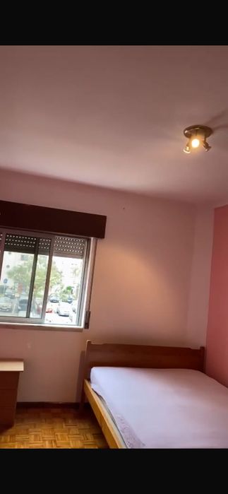 Quarto para arrendamento