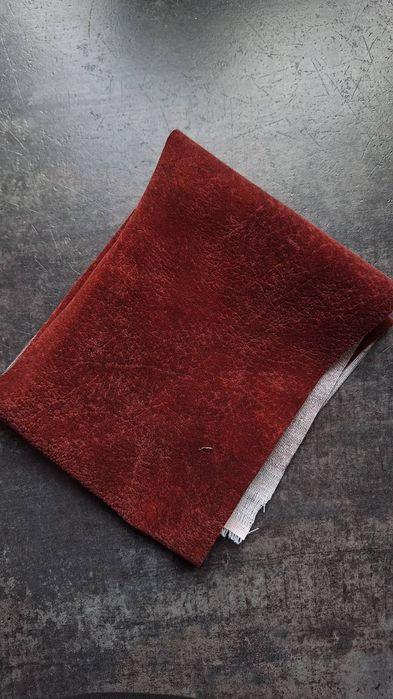 Materiał obiciowy, tapicerski, burgundowy