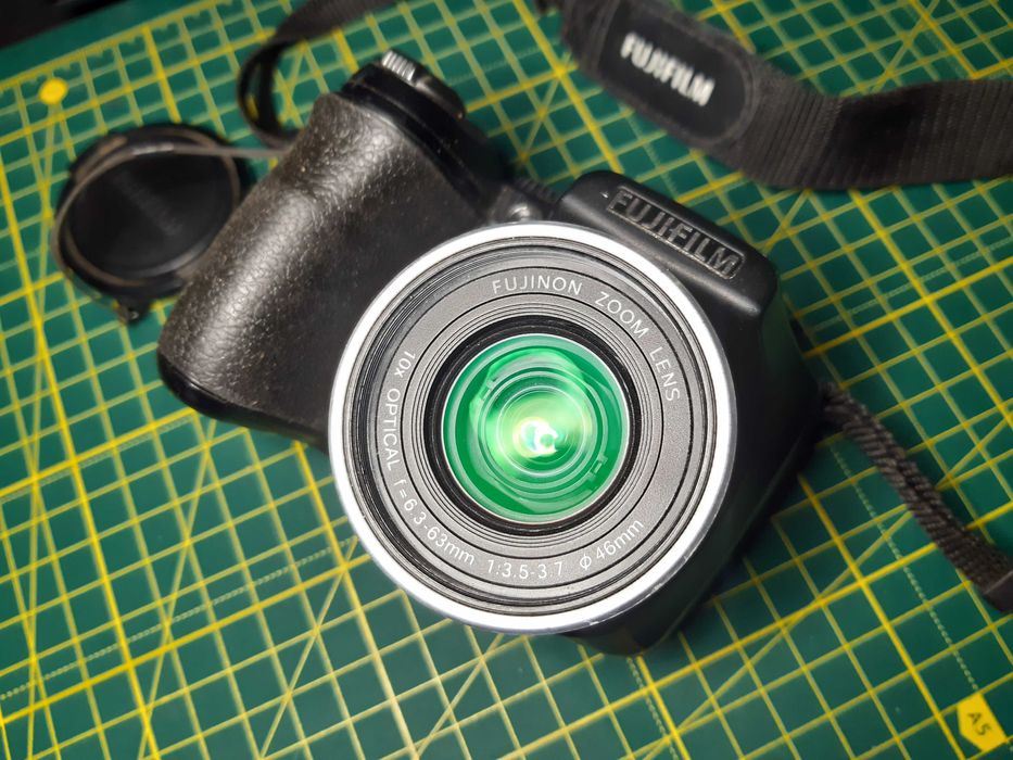 Фотоапарат Fujifilm FinePix S5800