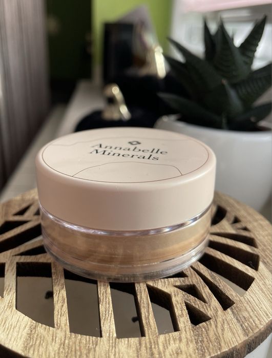 Podkład mineralny sypki kryjący Anabelle Minerals Pure Medium Coverage
