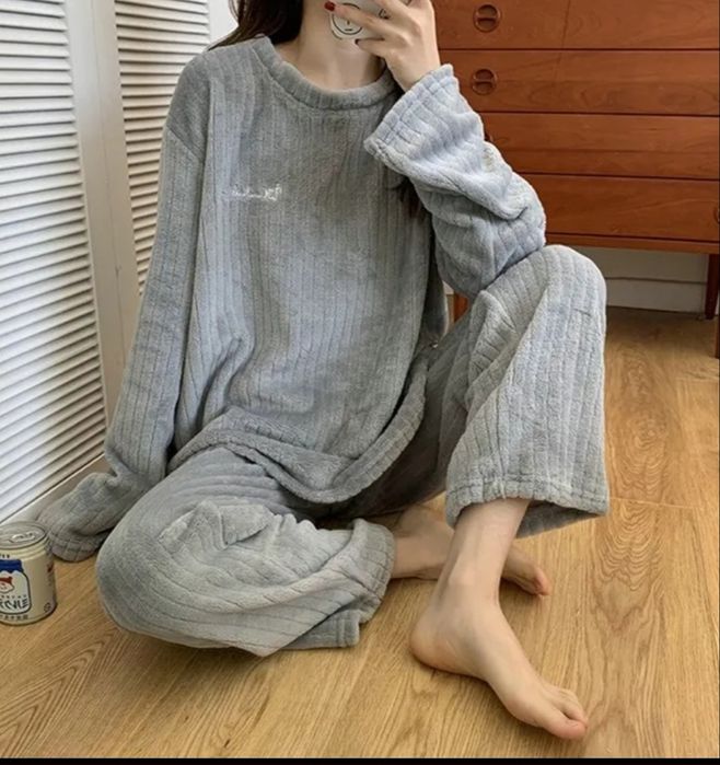 Домашній костюмчик