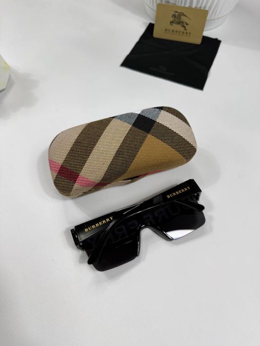 Окуляри Burberry сонцезахисні Чоловічі окуляри Барбері у пакуванні