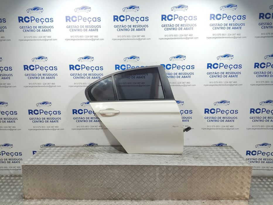 Porta Traseira Tras Direita BMW Serie 3 F30