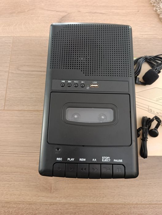Касетний магнітофон T300-DE-S з USB та цифровим записом