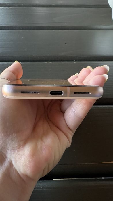 Телефон Піксель Pixel 8 Pink 8/128