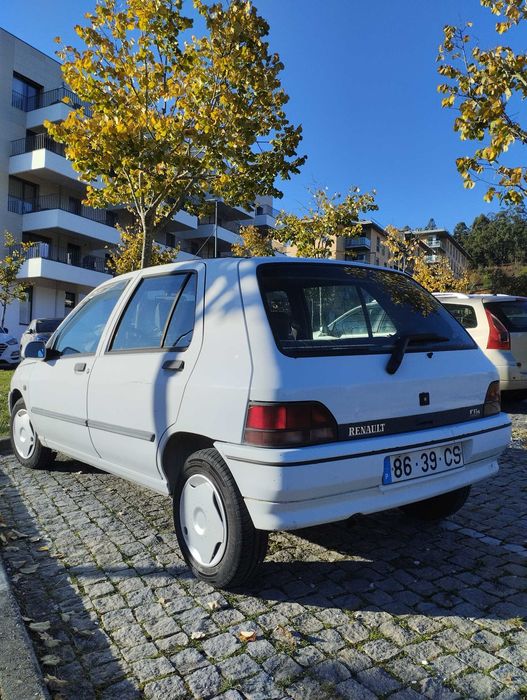 Renault Clio I RN 1.2 (1993) — de Coleção