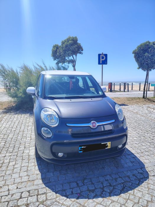 Carro Fiat 500 L