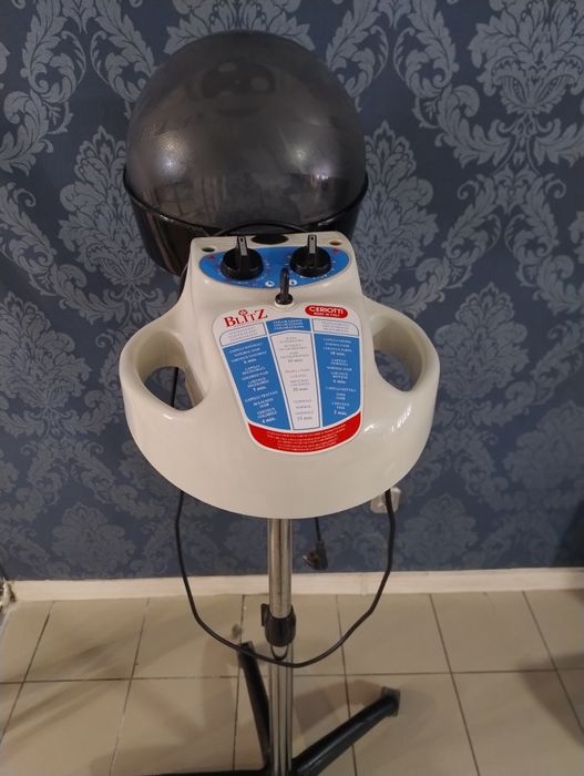 Nawilżacz do włosów  ceriotti