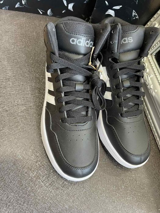 Пропоную придбати у мене - Кросівки оригінальні Adidas Hoops 3.0 Mid ( 40 -25,5 см