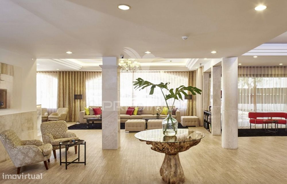 Apartamento T0 com Terraço e Vista Piscina – Luna Club Oceano, Albu...