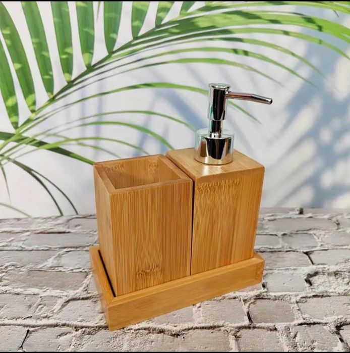 Набір для ванної кімнати з бамбуку