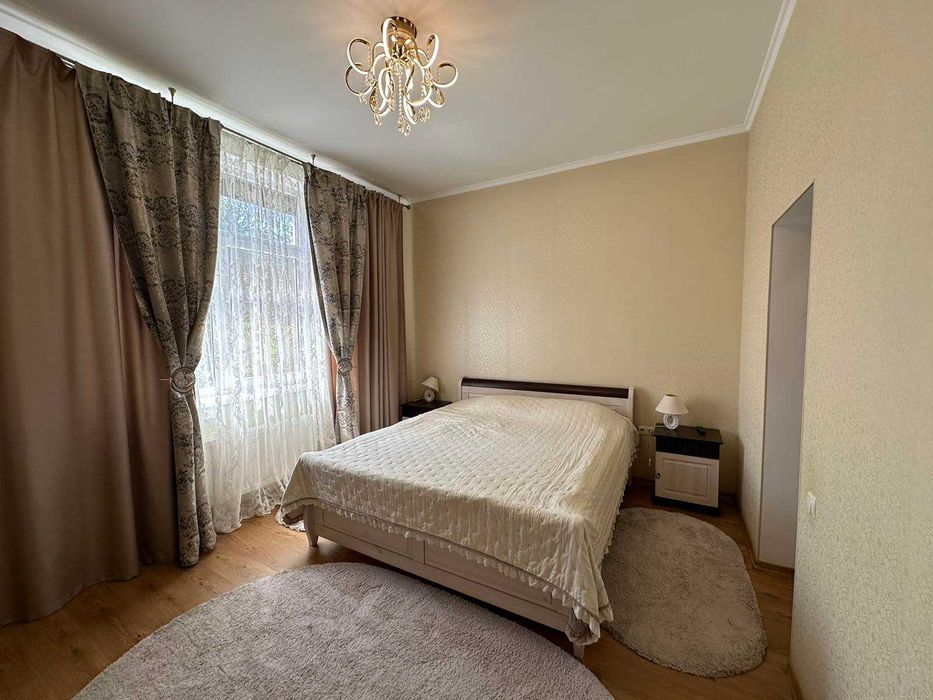 Продажа ДОМА в Совиньоне, бассейн