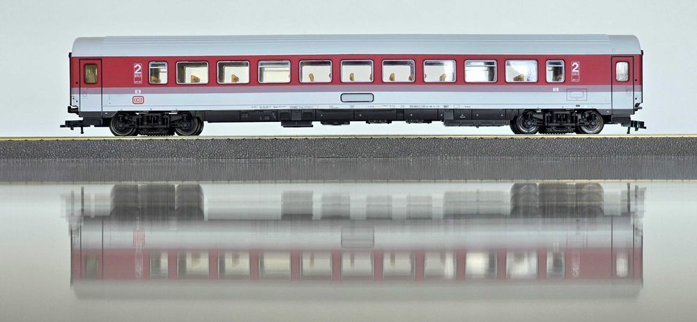 Skład pociągu IC kolei DB - Roco/Fleischamnn