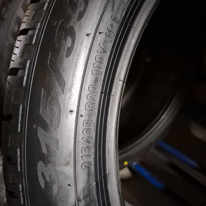 315/35/20+275/40/20 R20 Pirelli Scorpion Winter Runflat 4шт нові зима