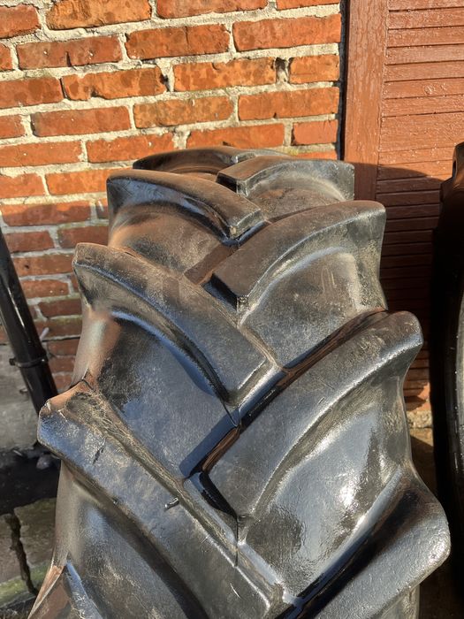 Opony Petlas 14.9 R24