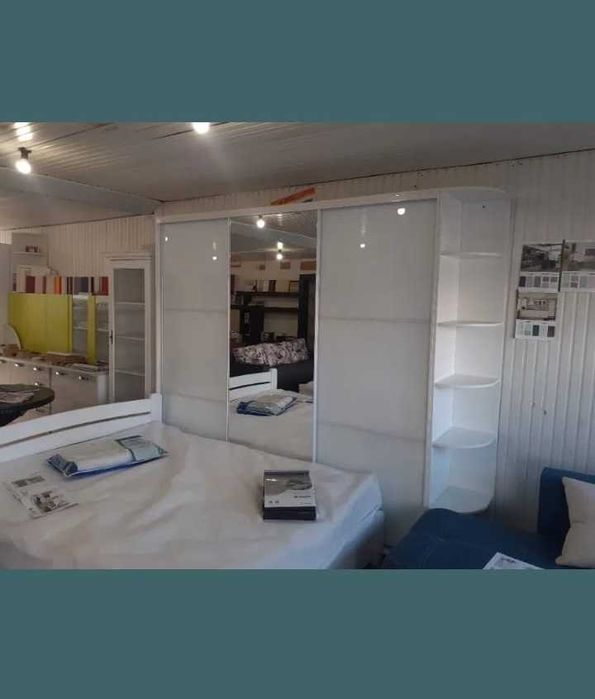 Розпродаж шафи купе в наявності 
Шафа купе в наявності