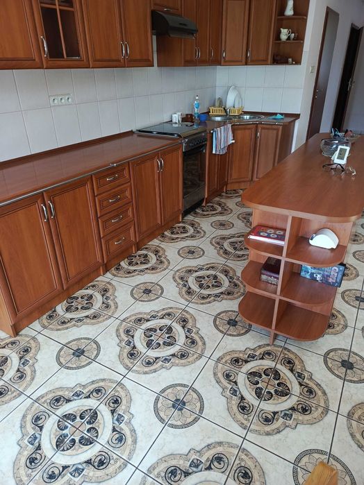 Szafki kuchenne z dużym blatem 220 cm x 60 cm