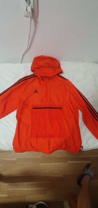 Adidas, stan bardzo dobry, rozmiar L.