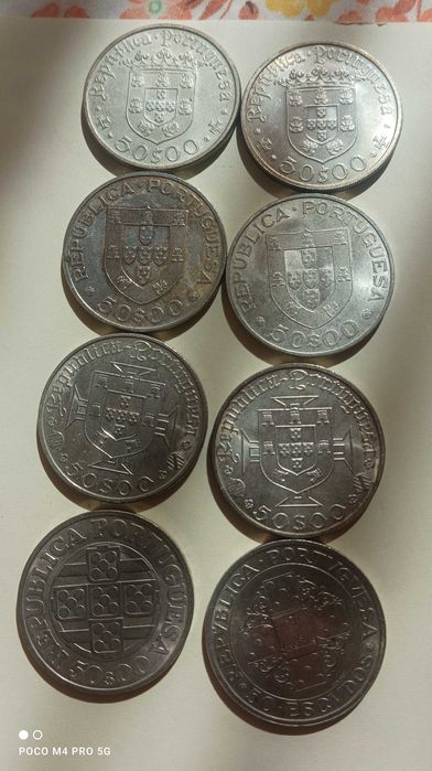8 moedas de prata