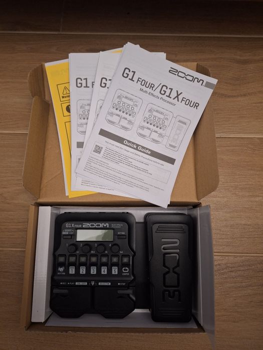 Pedaleira Zoom G1Xfour