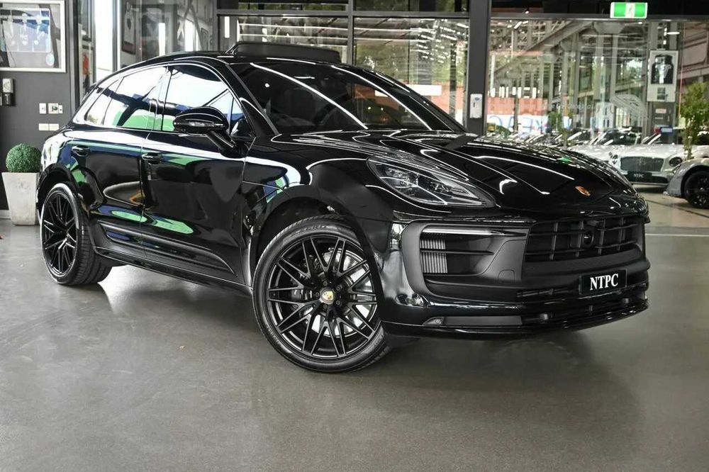 Nowe czarne felgi R21 5x112 Porsche Macan 9J ET26 + 10J ET19