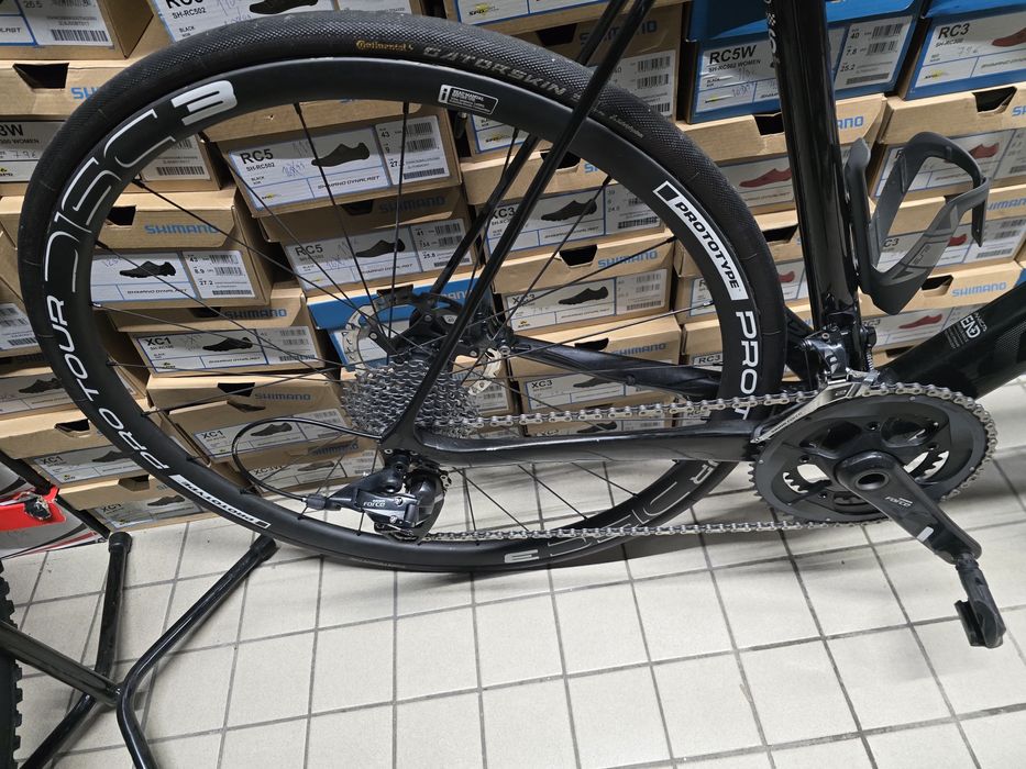 Bicicleta de disco rodas de carbono