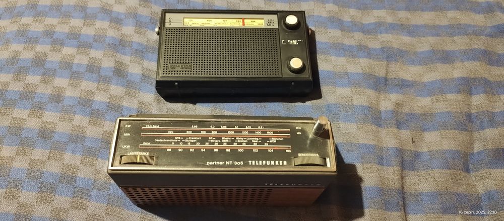 Радио приёмник Telefunken NT 305.Unitra