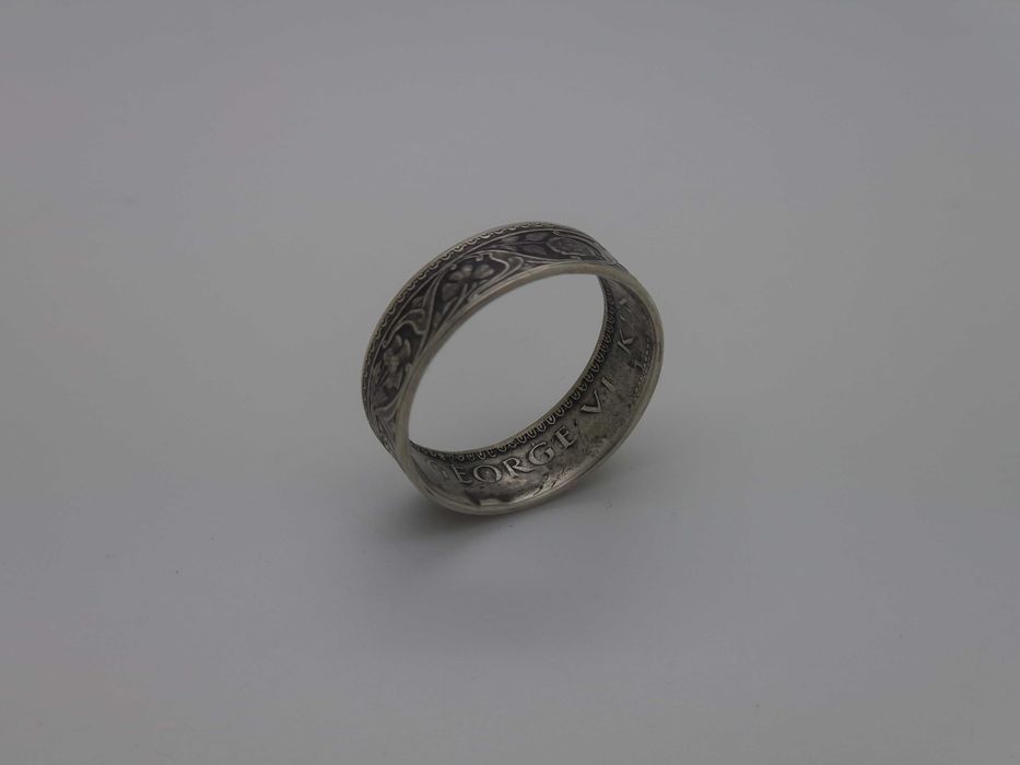 Obrączka z monety Half Rupee, coinring