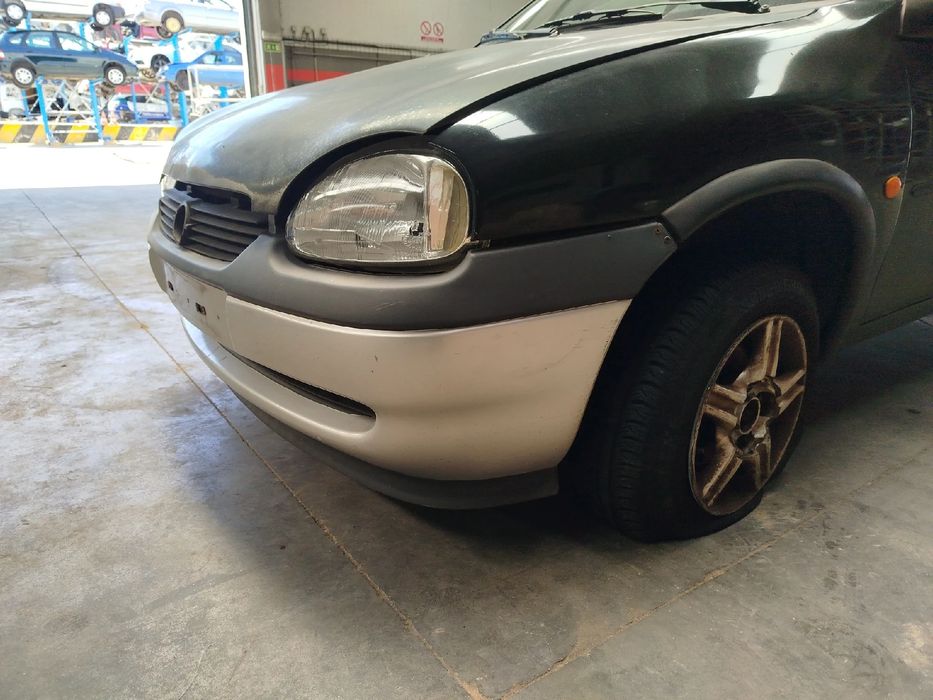 Pára-choques frente OPEL Corsa B
