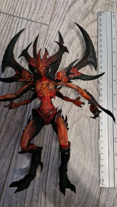 Diablo 3 Neca Figurka Orginalna USZKODZONA!