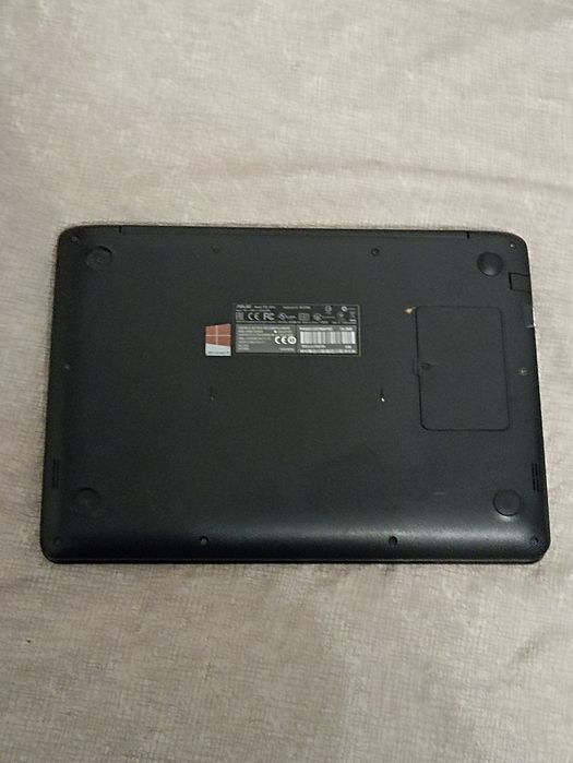 Продам ноутбук Asus R301 L