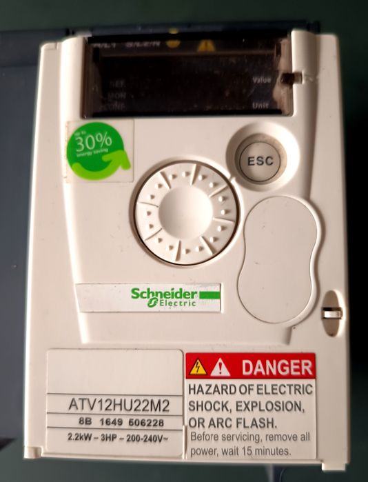 Variador Telemecanique ATV12HU22M2